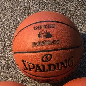 28.5 indoor basketball